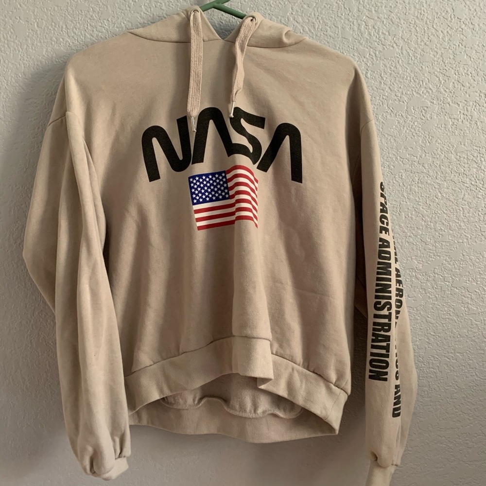 cropped nasa hoodie
